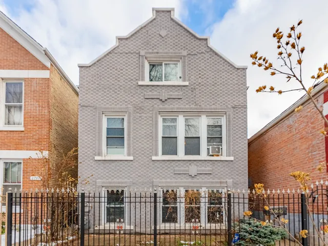 $385,000 | 2749 South Trumbull Avenue, Chicago, IL 60623