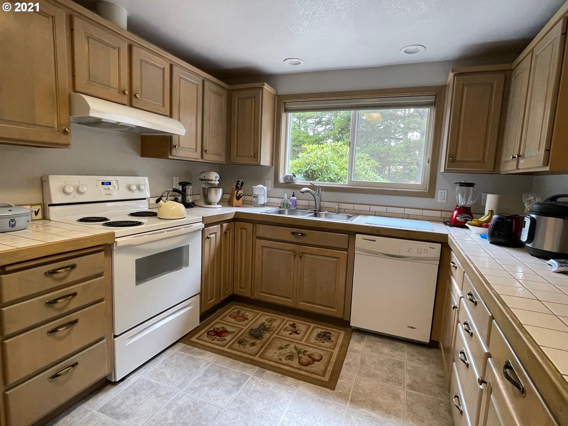 87808 Saltaire Street Florence, OR 97439 - Photo 5 of 32