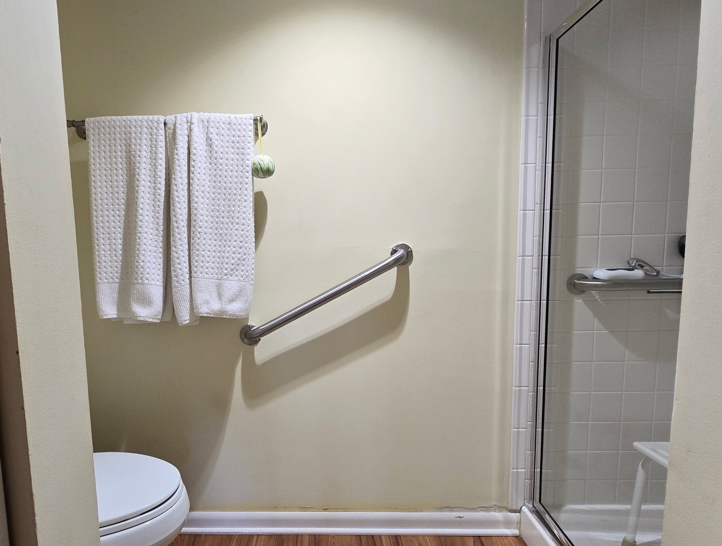 690 Chandler Road, Unit 408 Gurnee, IL 60031 - Photo 13 of 18 Gallery Image 13