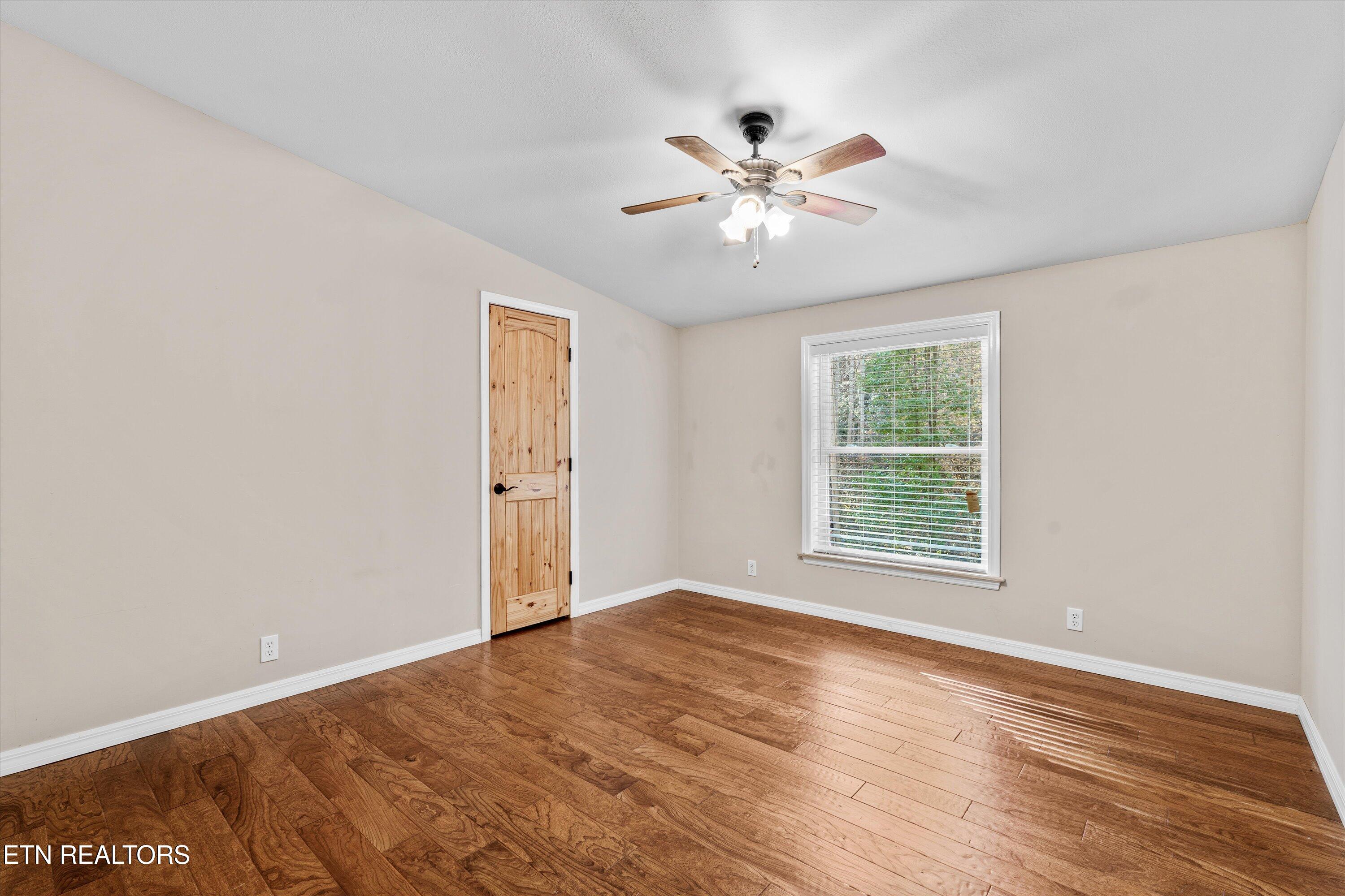4131 Suttons Road Sevierville, TN 37876 - Photo 15 of 36 20-4131 Suttons Rd-26