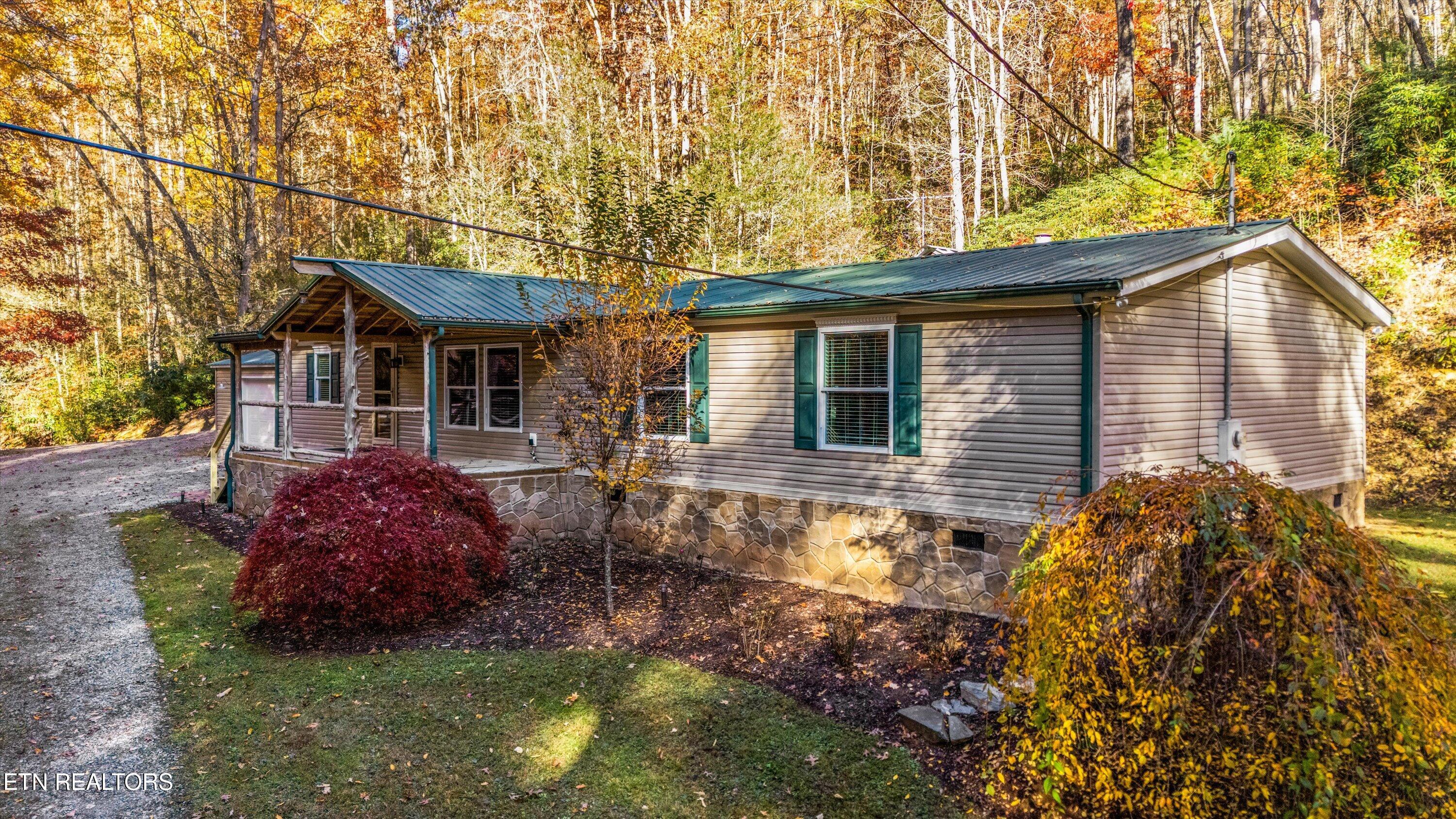 4131 Suttons Road Sevierville, TN 37876 - Photo 33 of 36 02-4131 Suttons Rd-31
