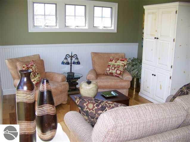 18307 Mission Road Traverse City, MI 49686 - Photo 4 of 9 1708529-3.JPG