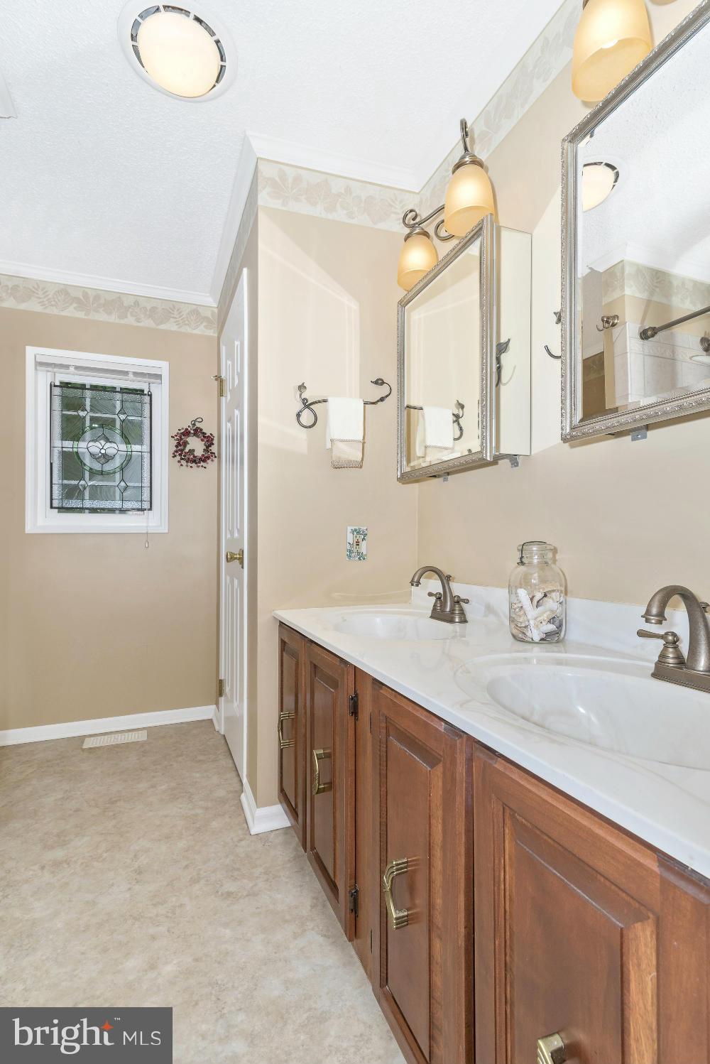 4575 Ford Fields Road Frederick, MD 21702 - Photo 19 of 30 Bath