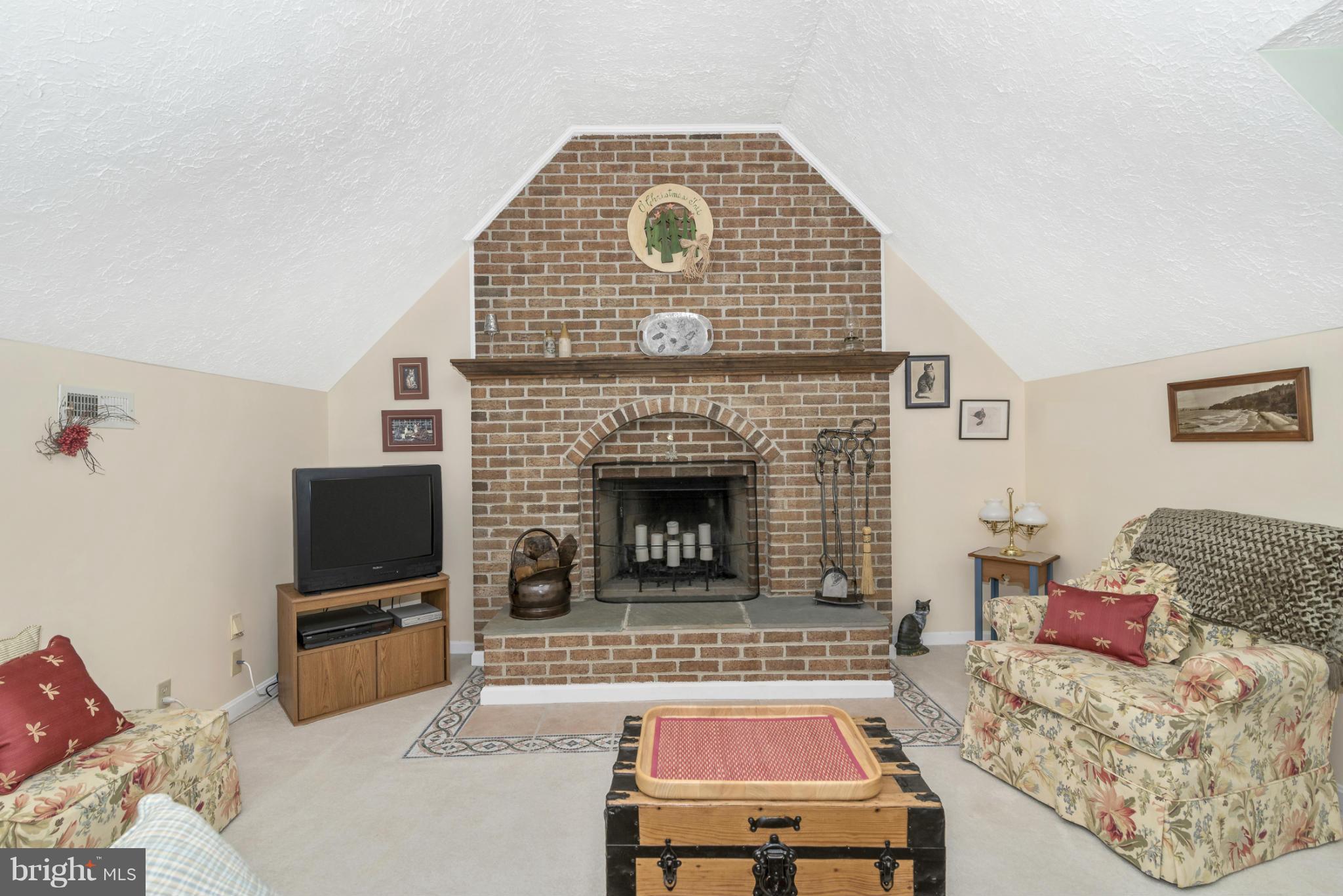 4575 Ford Fields Road Frederick, MD 21702 - Photo 22 of 30 Family Room