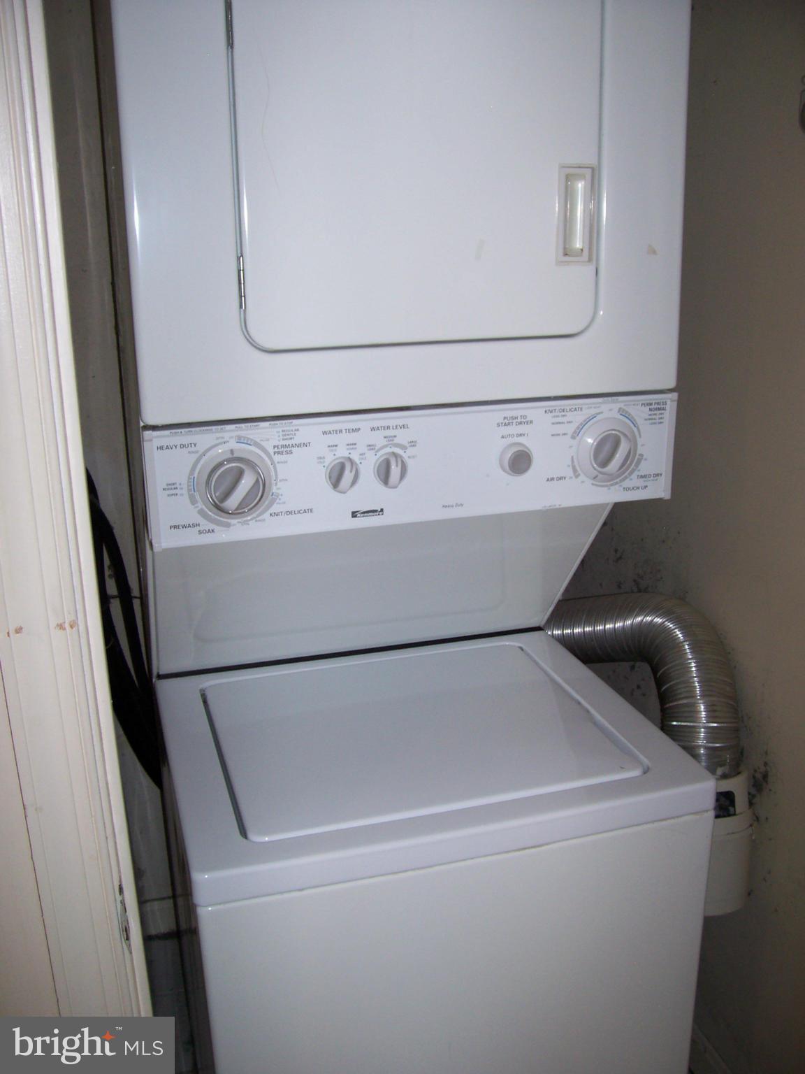 3801 Canterbury Road, Unit 407 Baltimore, MD 21218 - Photo 6 of 16 Washer/Dryer