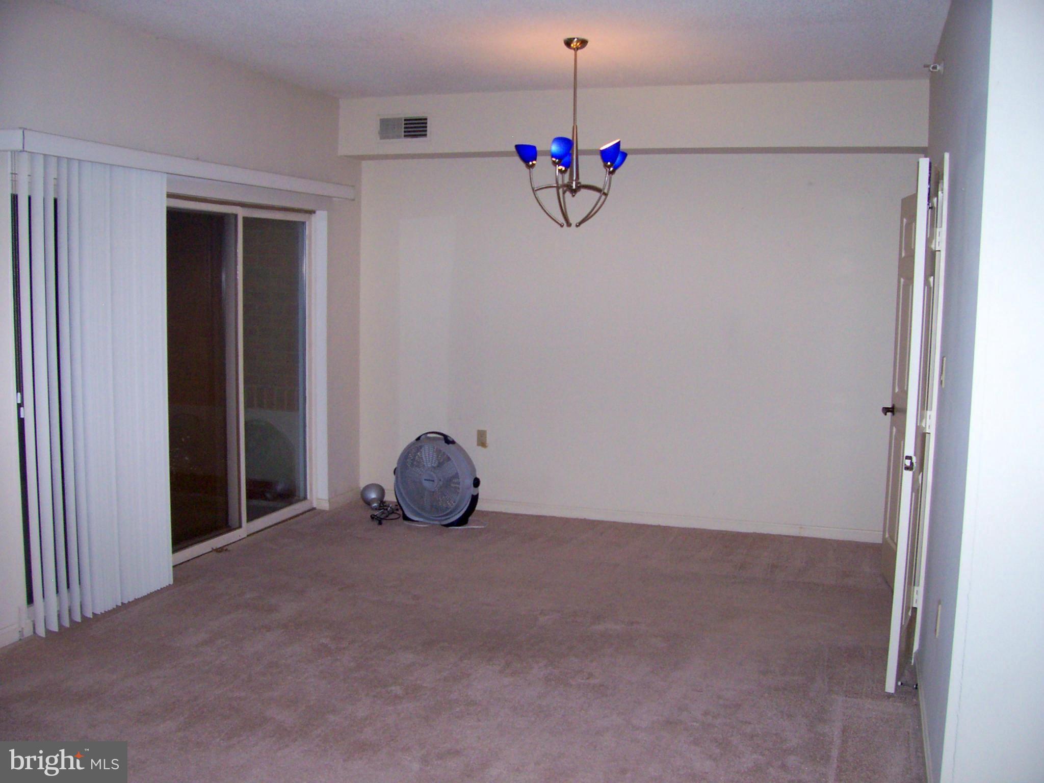 3801 Canterbury Road, Unit 407 Baltimore, MD 21218 - Photo 7 of 16 Dining Room