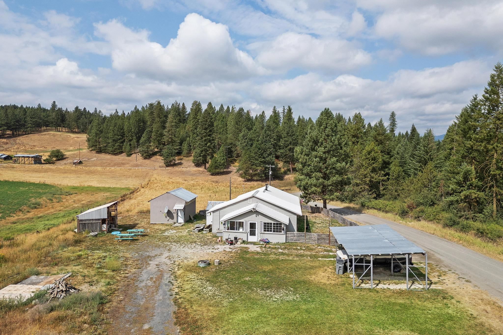 4402 Skands Road Valley, WA 99181 - Photo 1 of 21