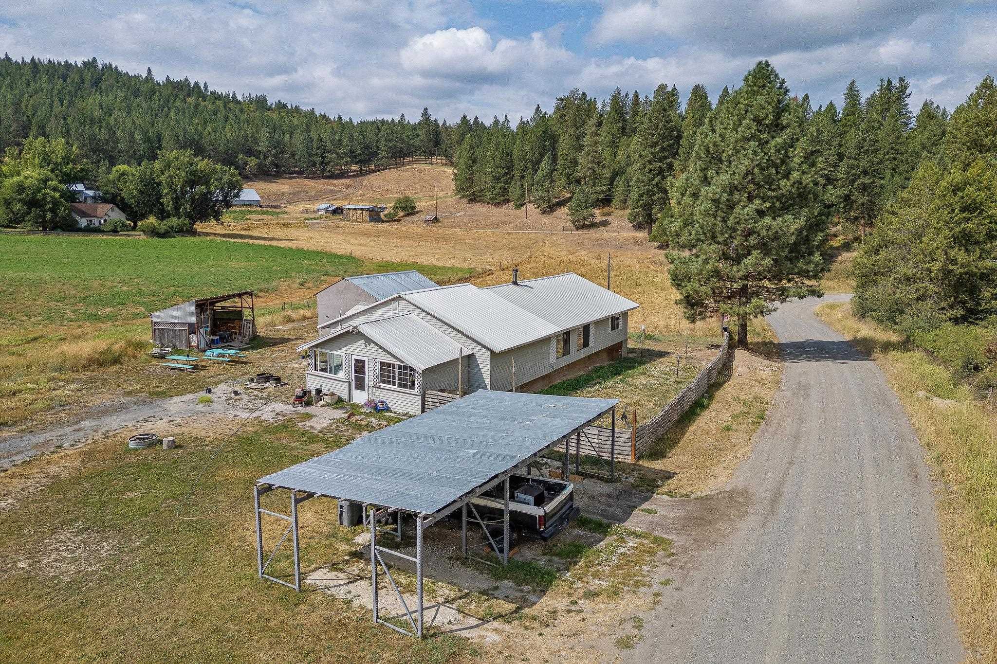 4402 Skands Road Valley, WA 99181 - Photo 3 of 21