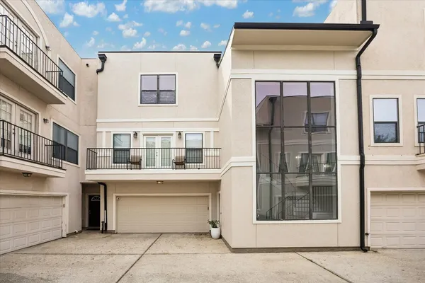 $399,000 | 4411 Koehler Street, Unit E, Houston, TX 77007