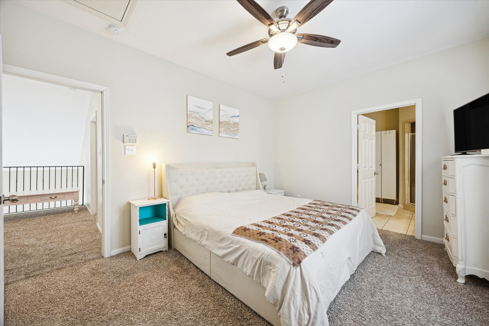 4411 Koehler Street, Unit E Houston, TX 77007 - Photo 11 of 22 Primary Bedroom