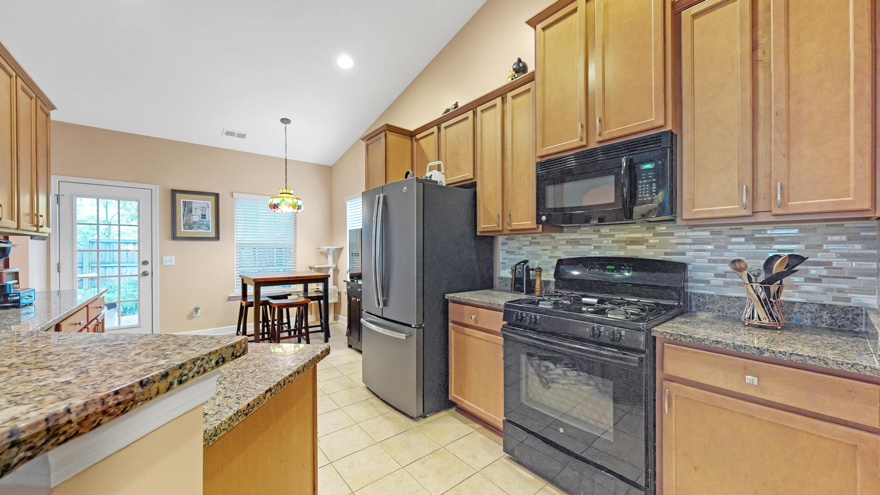 9609 Spencer Woods Road Ladson, SC 29456 - Photo 5 of 17 SW kitchen