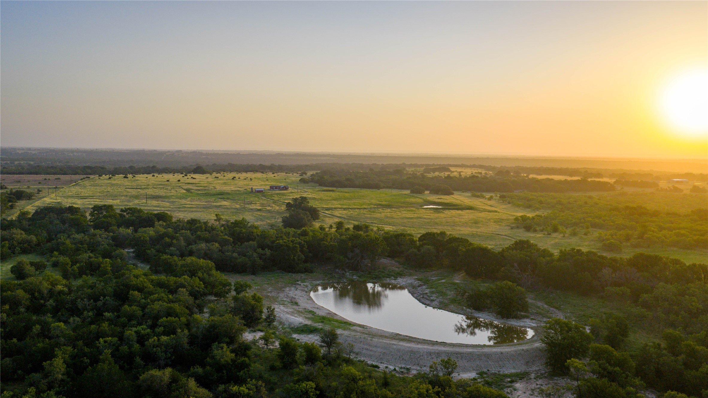 0 County Road 180 Road Purmela, TX 76566 - Photo 2 of 24 a view of a city
