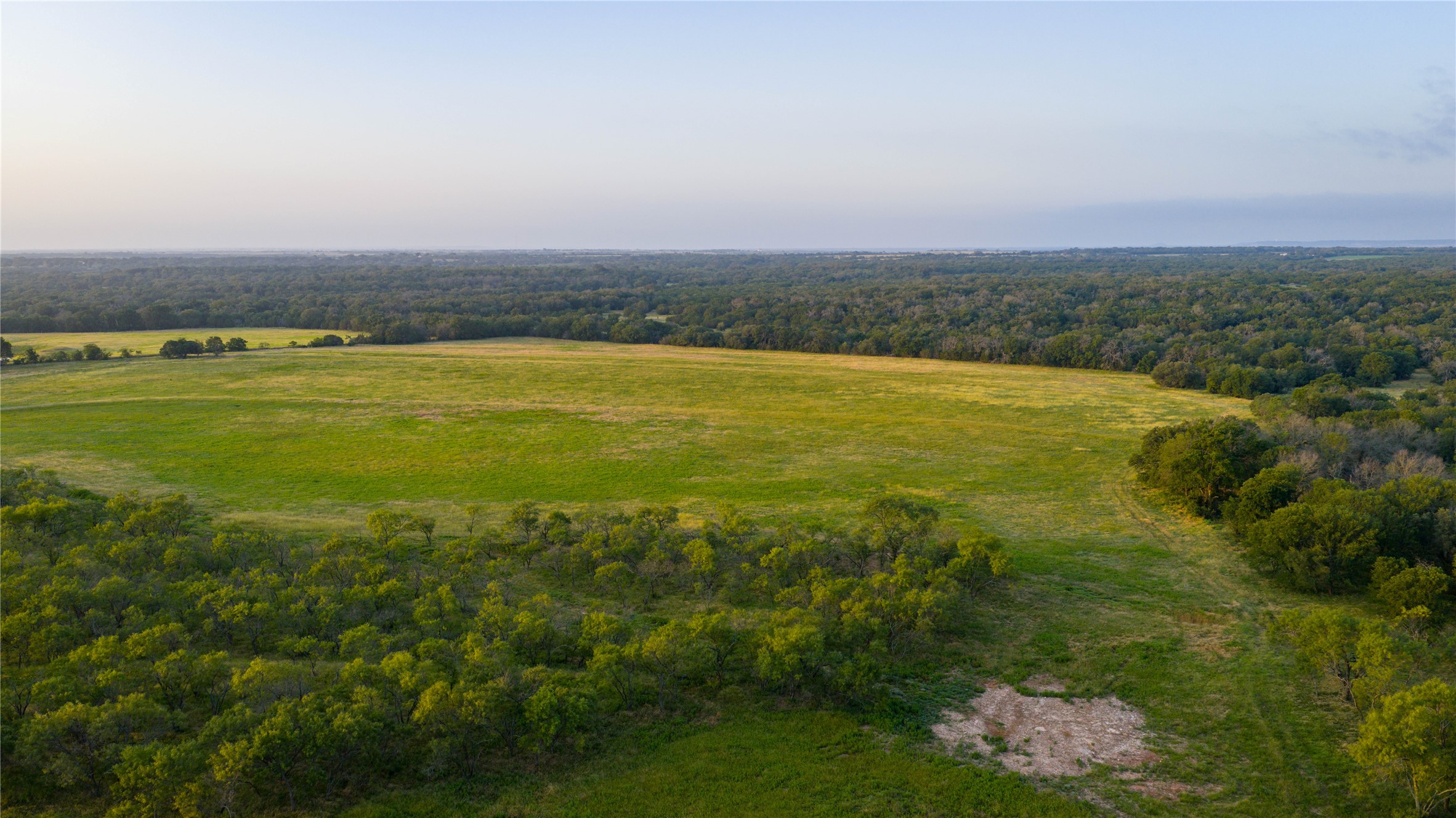 0 County Road 180 Road Purmela, TX 76566 - Photo 6 of 24 a view of an ocean