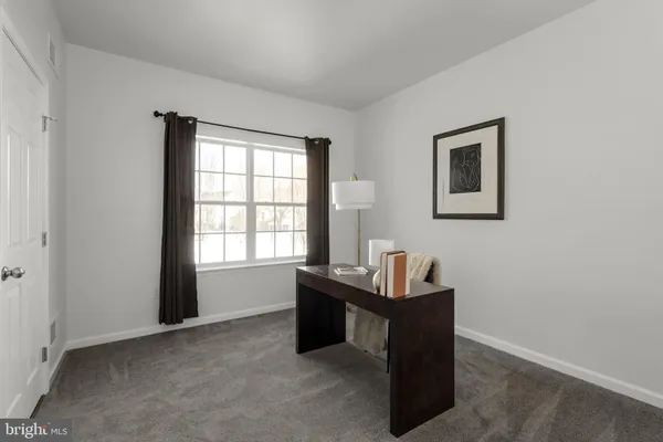 $685,000 | 586 Stockdale Drive, Lancaster, PA 17601