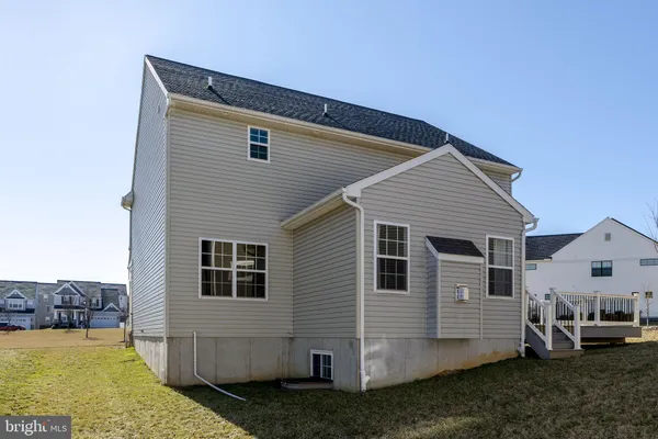 $685,000 | 586 Stockdale Drive, Lancaster, PA 17601