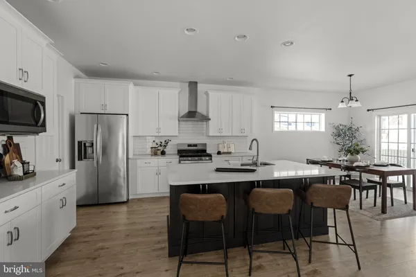 $685,000 | 586 Stockdale Drive, Lancaster, PA 17601