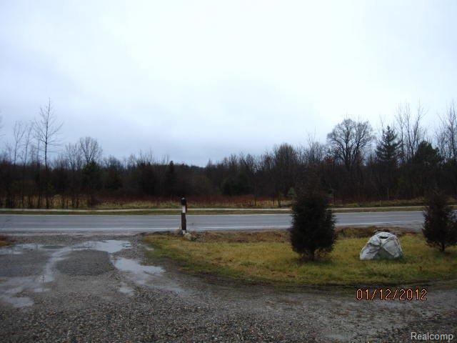 5270 Clarkston Road Clarkston, MI 48348 - Photo 8 of 8 View across the Road