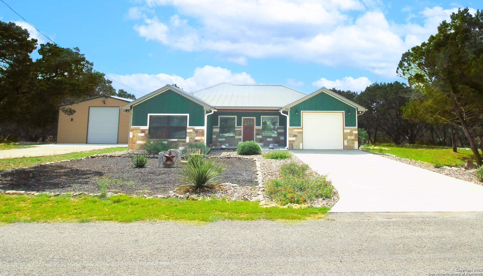774 Mockingbird Cove Spring Branch, TX 78070 - Photo 1 of 1 Gallery Image 1