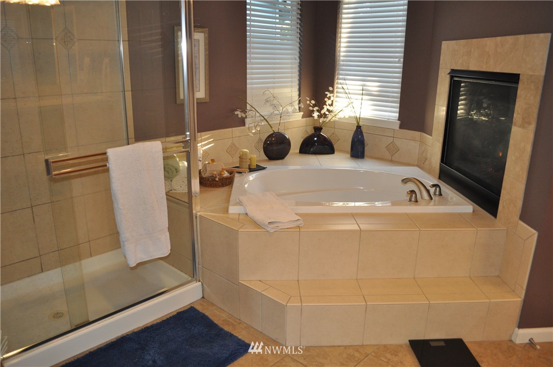 17127 164th Way Southeast Renton, WA 98058 - Photo 10 of 22 Gallery Image 10