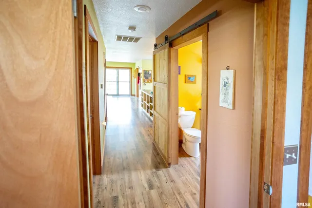 $349,000 | 4636 Kinoka Road, Alma, IL 62807