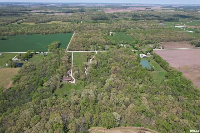 $349,000 | 4636 Kinoka Road, Alma, IL 62807