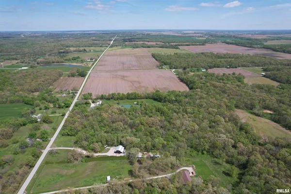 $325,000 | 4636 Kinoka Road, Alma, IL 62807