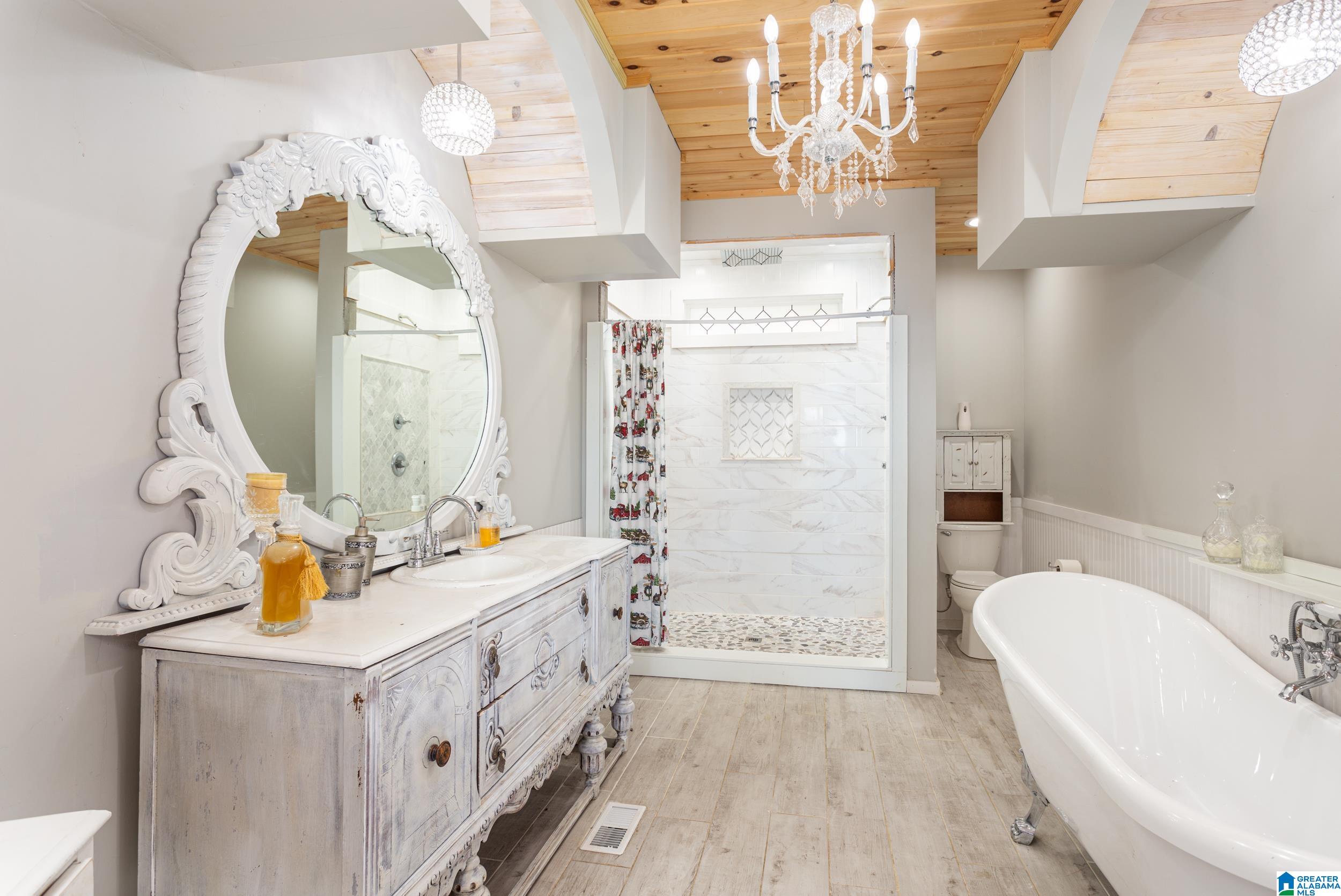 3206 Griffitt Bend Road Talladega, AL 35160 - Photo 15 of 52