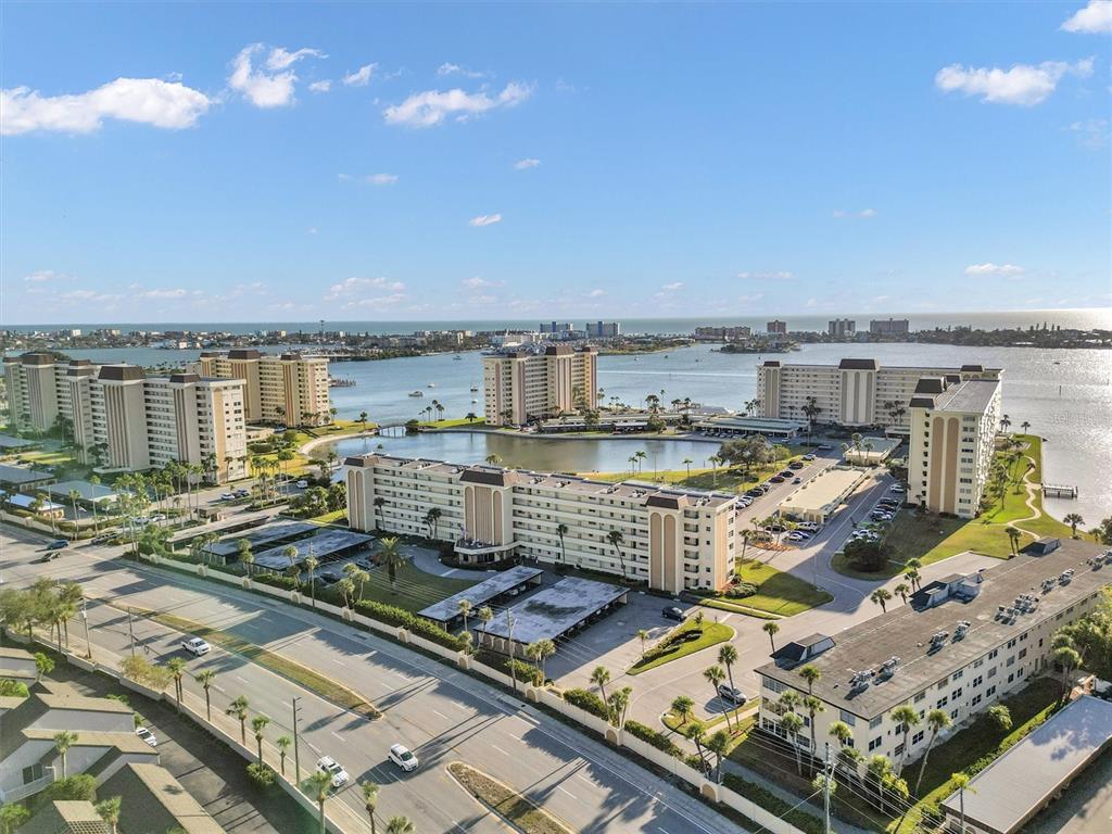 4550 Cove Circle, Unit 401 St. Petersburg, FL 33708 - Photo 1 of 1 Sea Towers Complex - Unit in Washington Towers