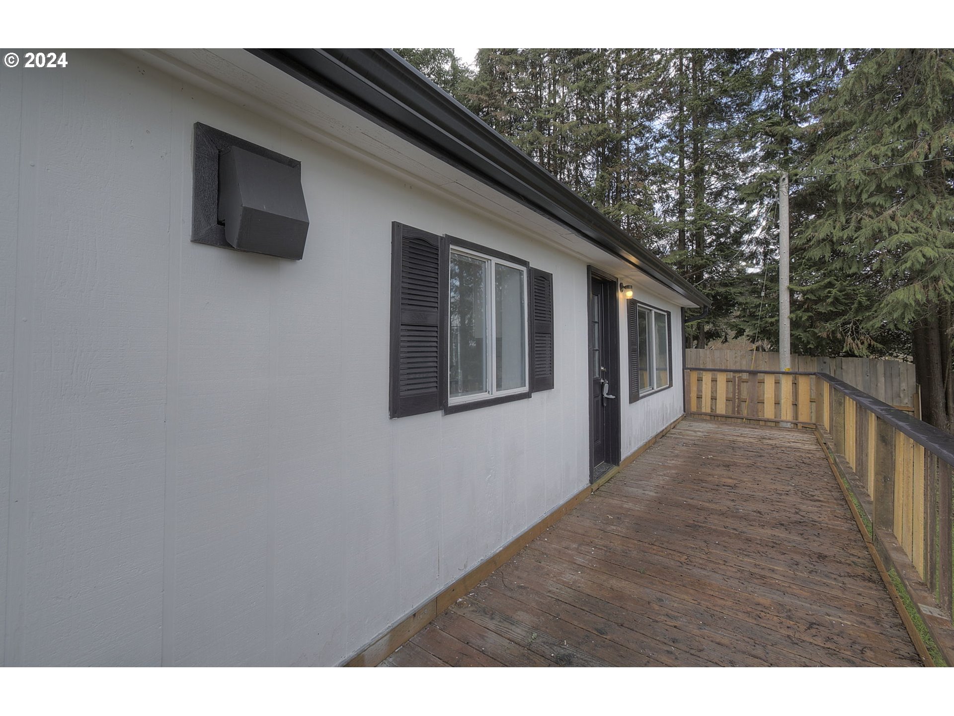 18878 Mallory Park Road Clatskanie, OR 97016 - Photo 8 of 28 Deck