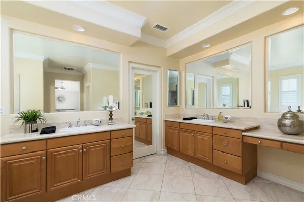 $7,700 | 114 Tearose, Irvine, CA 92603