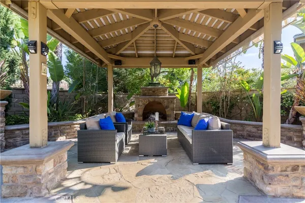 $7,700 | 114 Tearose, Irvine, CA 92603