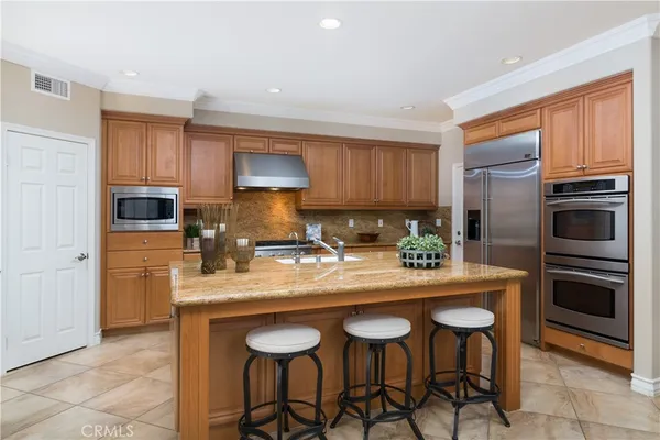 $7,700 | 114 Tearose, Irvine, CA 92603