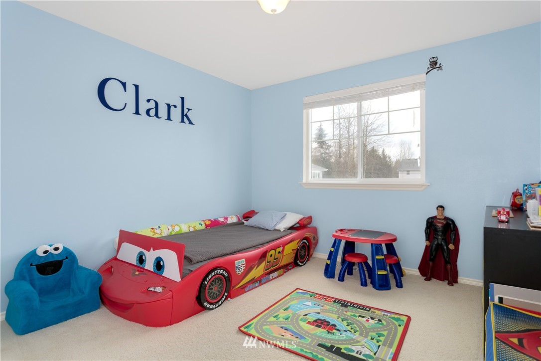 2015 Elma Place Northeast Renton, WA 98059 - Photo 18 of 25