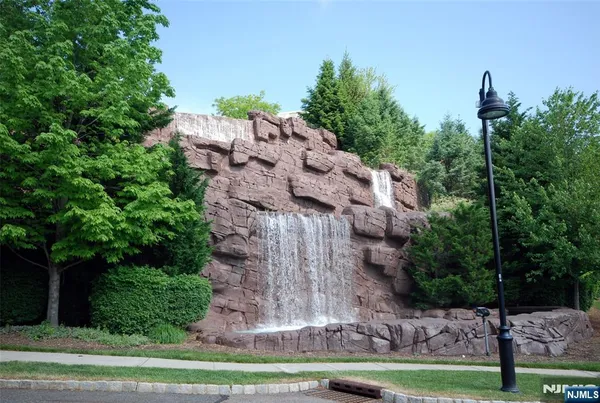 $615,000 | 5 Slate Court, Unit A3, Woodland Park, NJ 07424