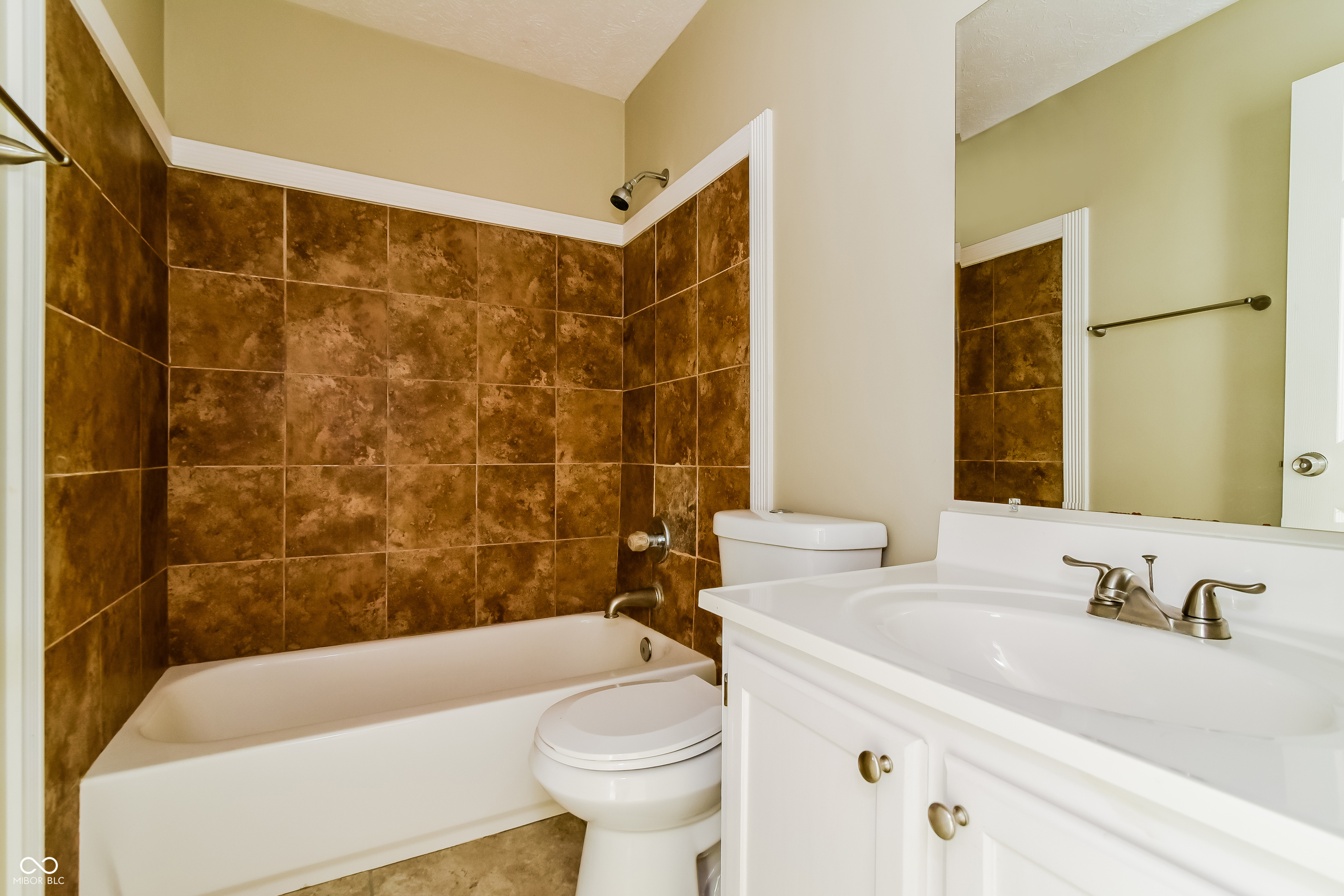 12218 Van Spronsen Court Indianapolis, IN 46236 - Photo 13 of 17