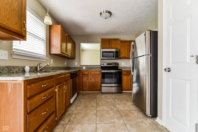 $1,920 | 12218 Van Spronsen Court, Indianapolis, IN 46236