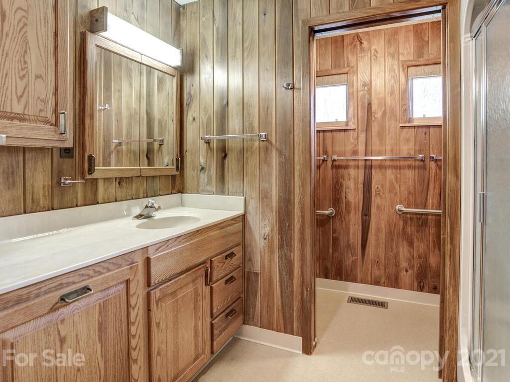 721 East Fork Road Marshall, NC 28753 - Photo 13 of 48 Gallery Image 13