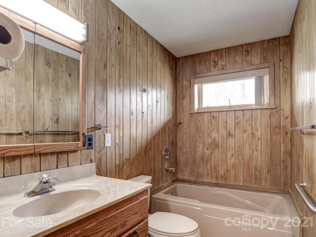 721 East Fork Road Marshall, NC 28753 - Photo 18 of 48 Gallery Image 18