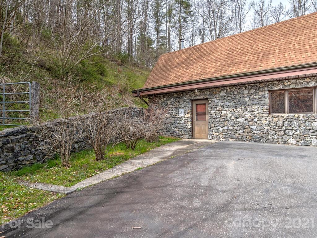 721 East Fork Road Marshall, NC 28753 - Photo 29 of 48 Gallery Image 29