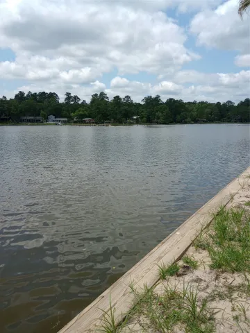 $2,450 | 13545 Northshore Loop, Conroe, TX 77304