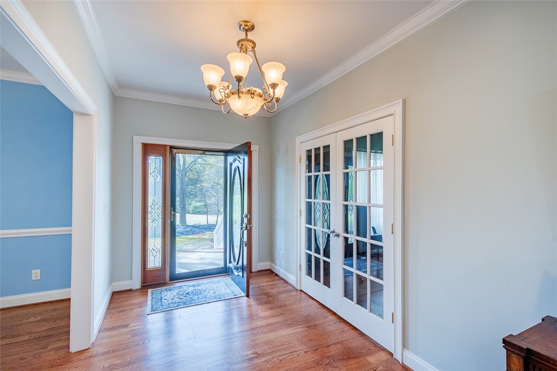 1413 Levis Smith Road Pendleton, SC 29670 - Photo 9 of 42