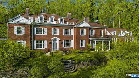$1,995,000 | 5 Rocky Way, West Orange, NJ 07052