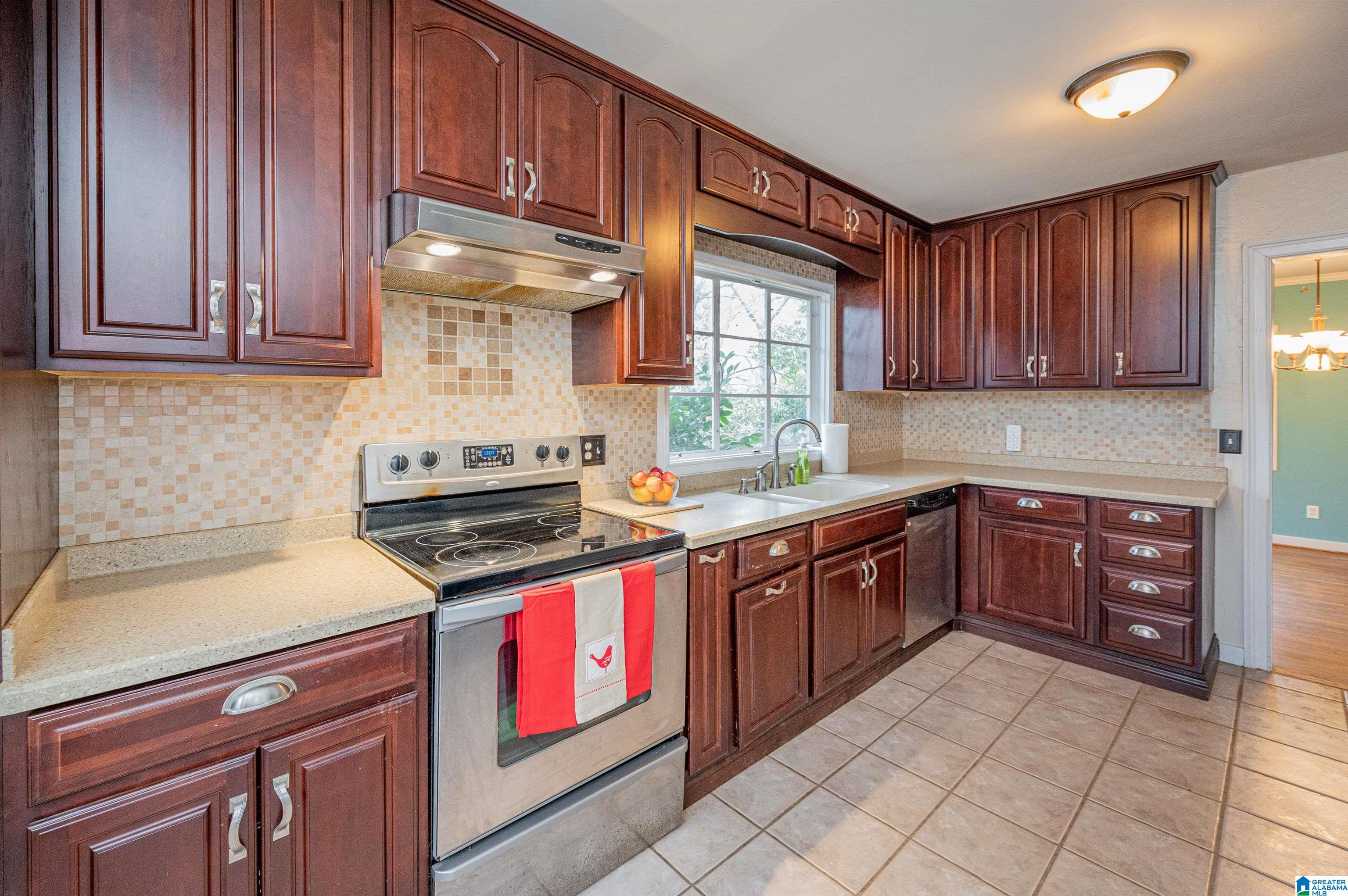 113 Rockaway Road Birmingham, AL 35209 - Photo 12 of 34