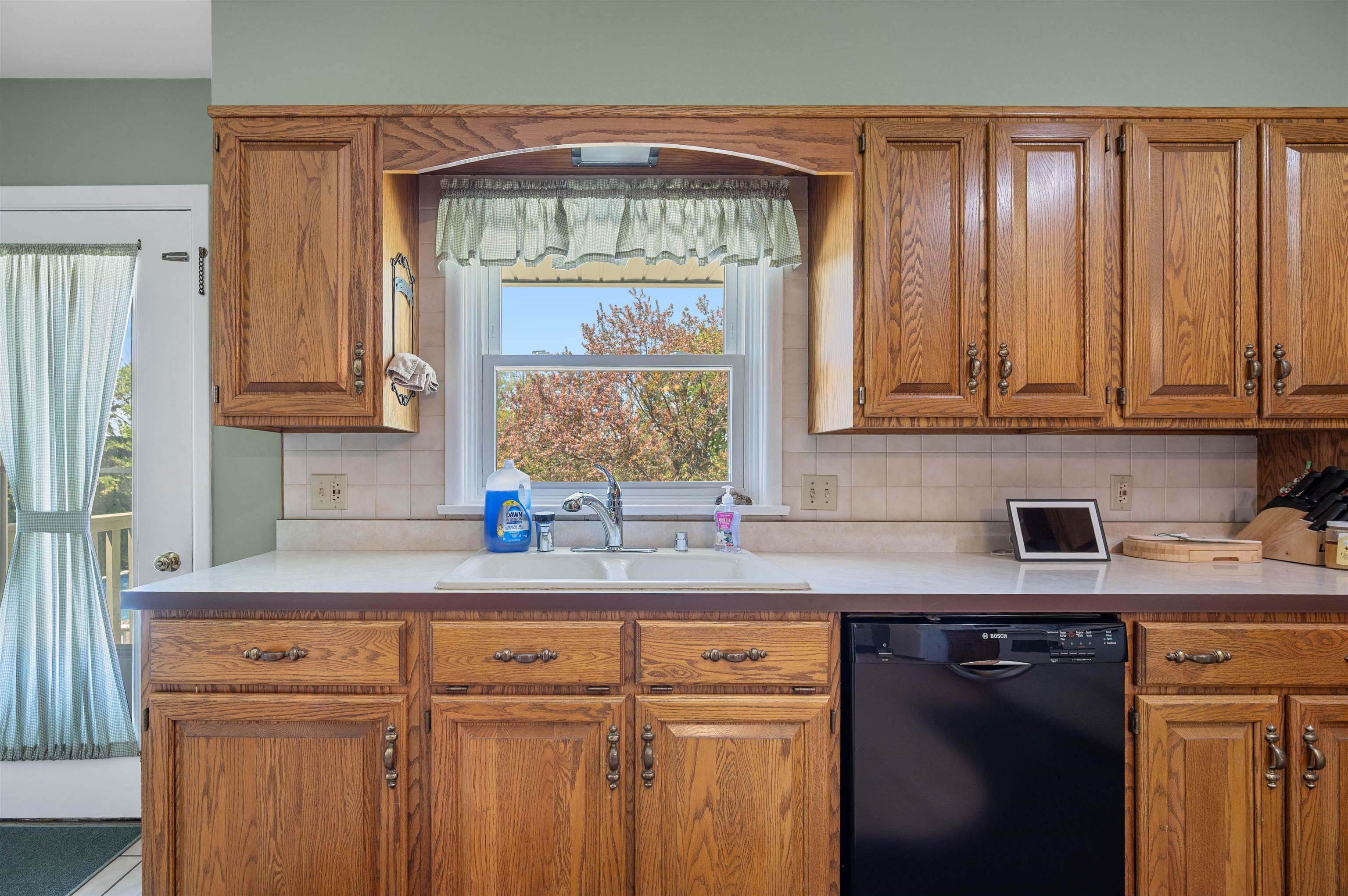 32 Waterman Street Barre, VT 05641 - Photo 13 of 59