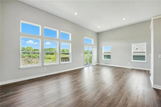 $299,000 | 1312 South 4th Street East, Louisburg, KS 66053