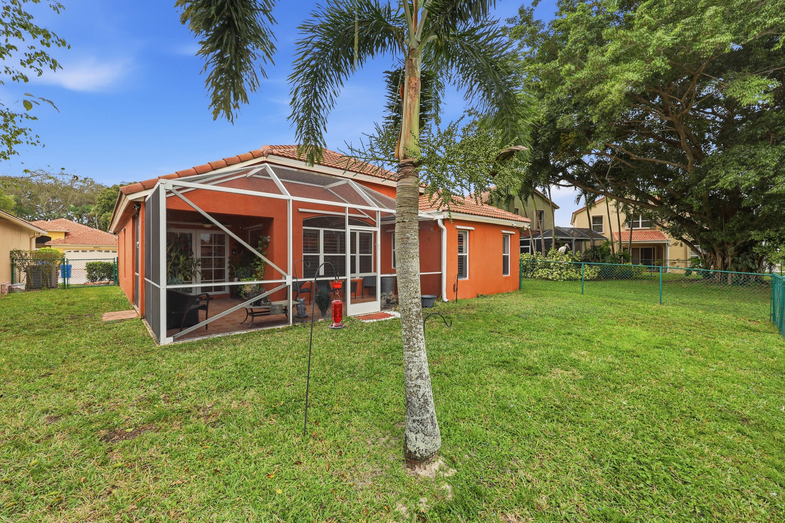 2013 Bonisle Circle Riviera Beach, FL 33418 - Photo 13 of 22 36_8p3a8009