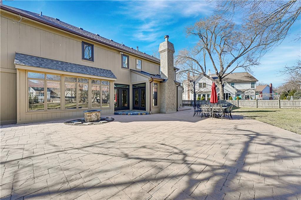 12905 Delmar Street Leawood, KS 66209 - Photo 33 of 36