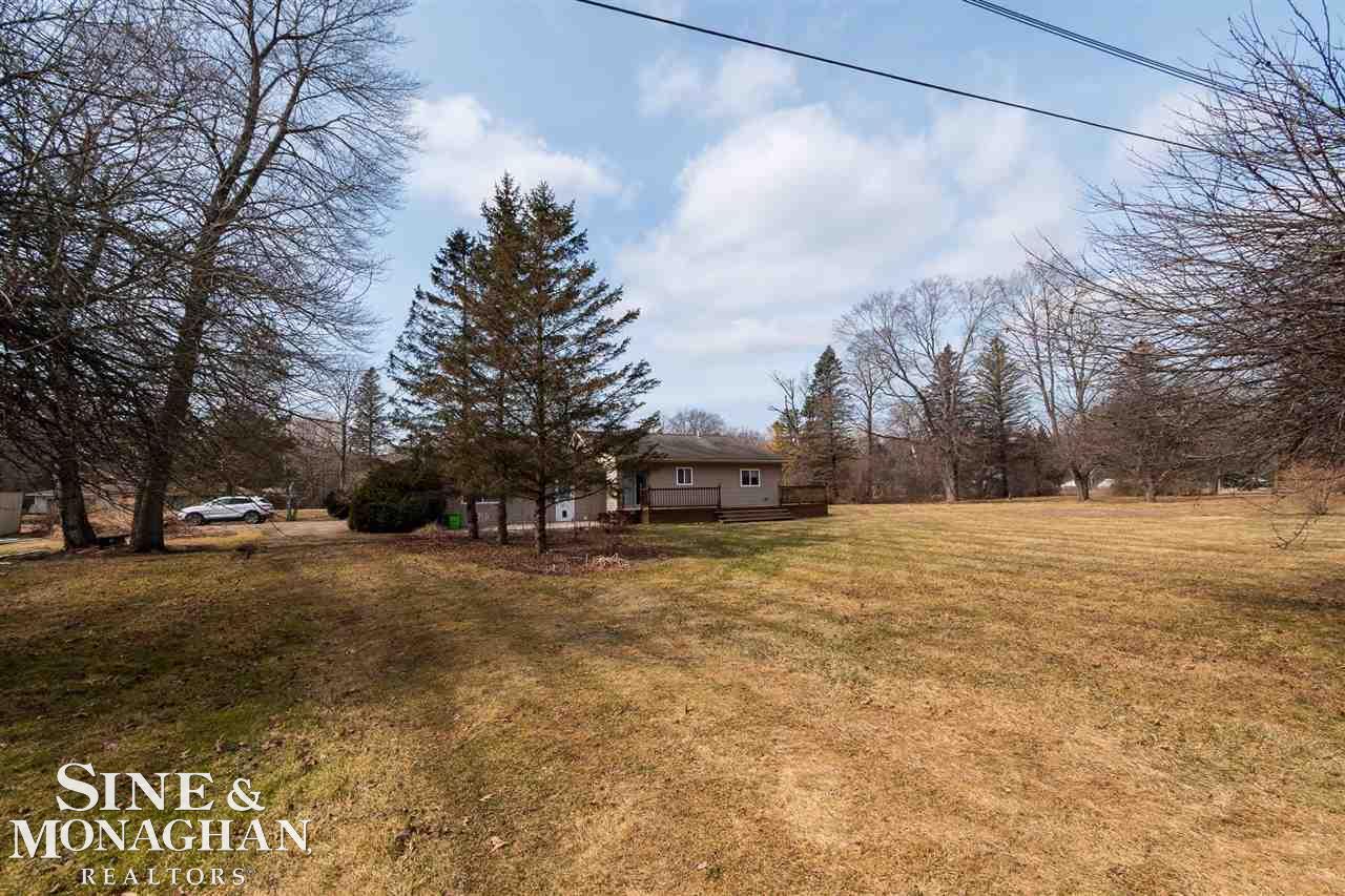 8787 Marsh Road Algonac, MI 48001 - Photo 23 of 45 50068309-22.JPG