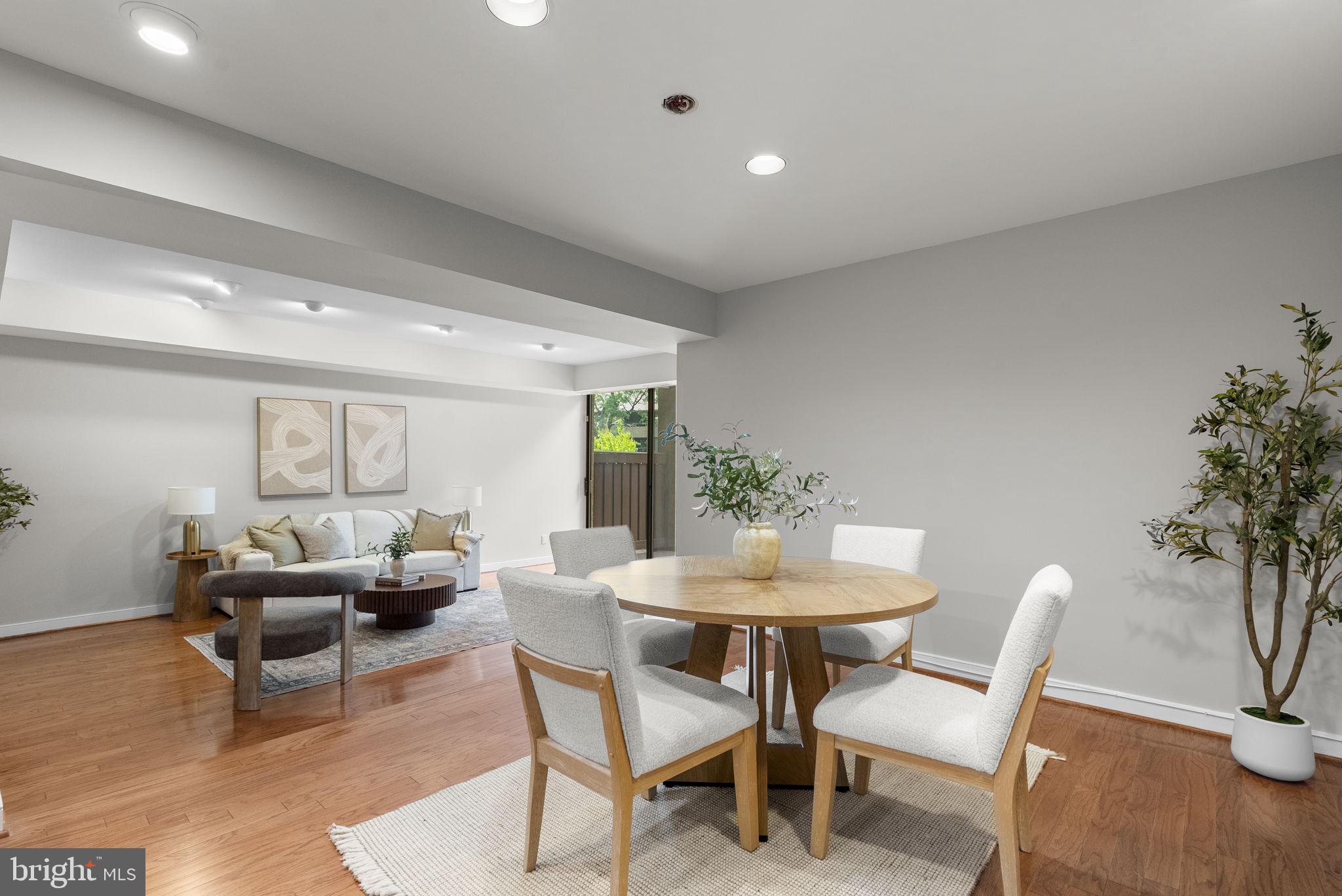 11420 Strand Drive, Unit R010 Rockville, MD 20852 - Photo 9 of 56 Dining Room