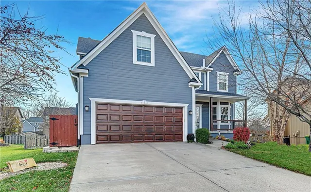 $435,000 | 613 East Skylark Street, Gardner, KS 66030